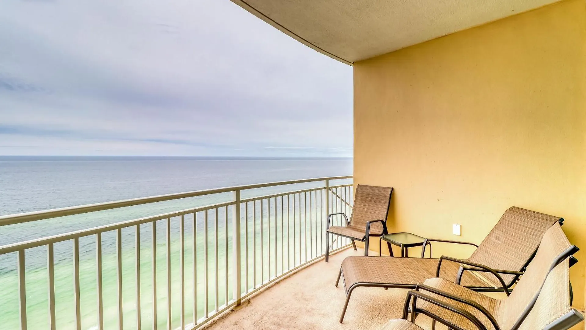 Aqua 1604 Apartment Panama City Beach United States