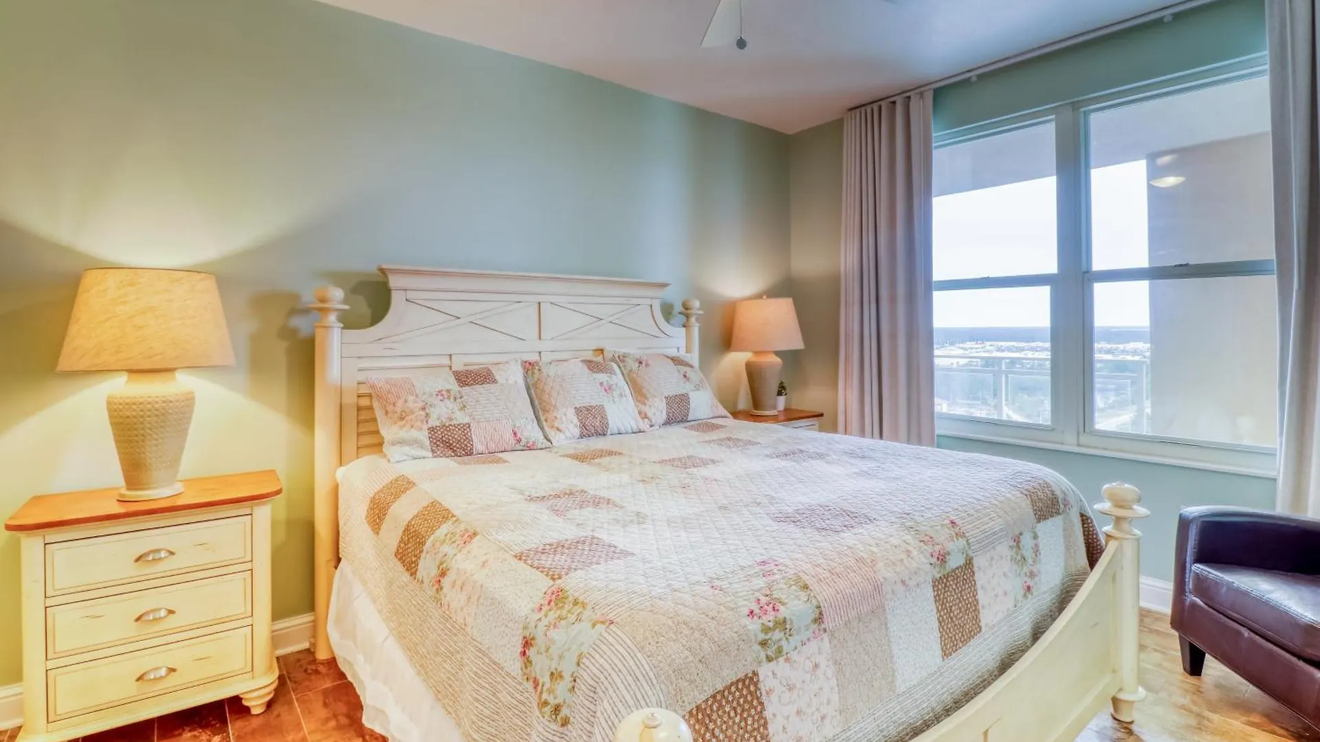 Aqua 1604 Apartment Panama City Beach